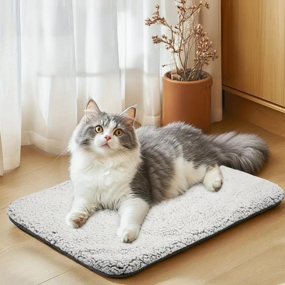 Pet Beds - แผ่นรองนอนอุ่นสำหรับสัตว์เลี้ยงแบบให้ความร้อนด้วยตัวเอง พร้อมฐานกันลื่น แผ่นรองนอนสำหรับสุนัขและแมว ปลอกหุ้มถอดซักได้ สำหรับใช้ภายในอาคาร